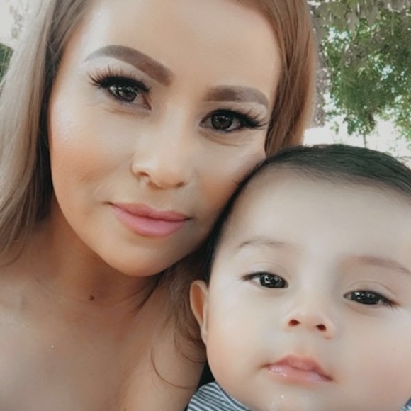 Meet your Posher, Ana - Picture 1 of 1